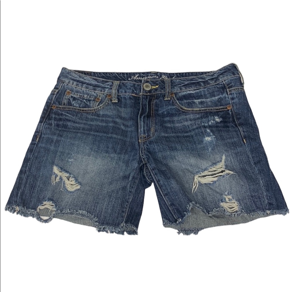 American Eagle Women's Medium Wash Cut Off Ripped Distressed Tom Girl Shorts 6